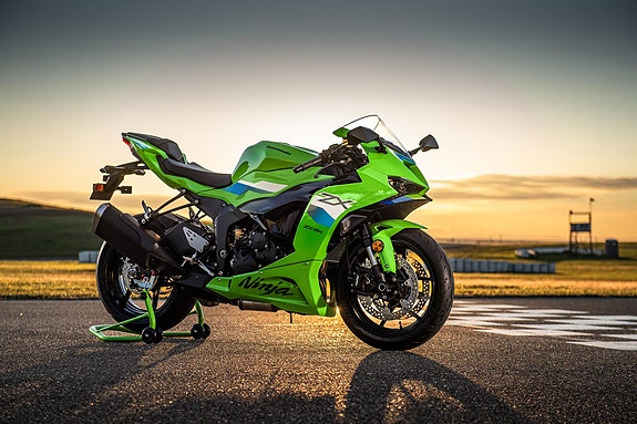 Kawasaki Ninja ZX-6R 4 of 6