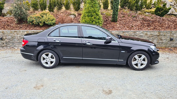 Mercedes-Benz C180 5 of 19