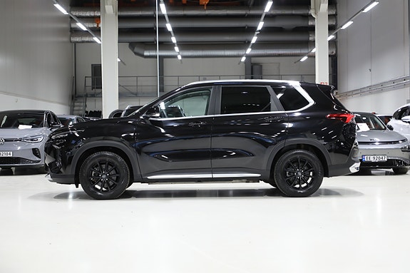 Maxus Euniq 6 3 of 5