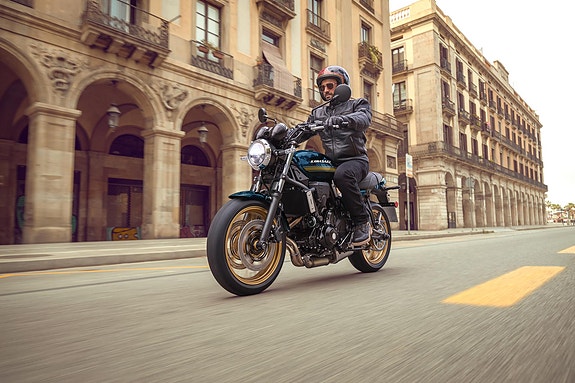 Kawasaki Z650RS 4 of 5