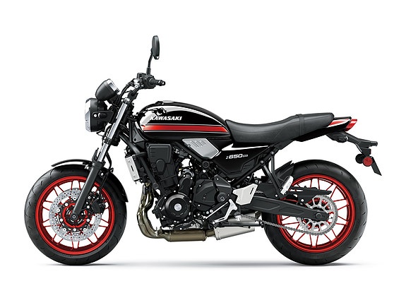 Kawasaki Z650RS 6 of 7
