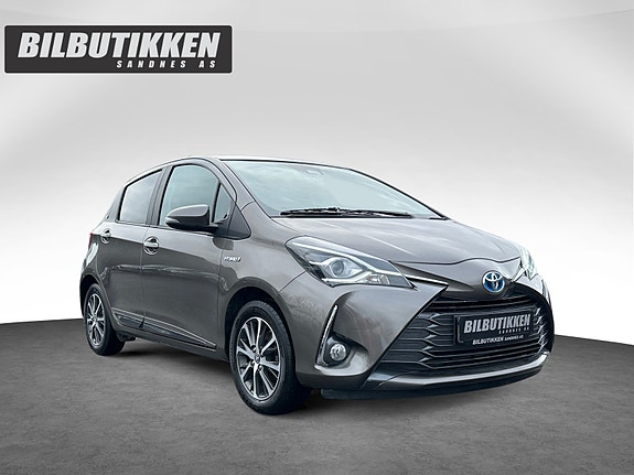 Toyota Yaris 5 of 5
