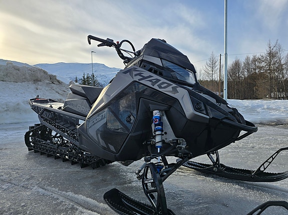 Polaris 850 Patriot Boost RMK Khaos Slash 2 of 11