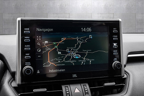 Toyota RAV4 Plug-in Hybrid 20 of 28