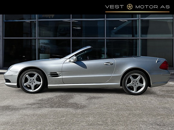 Mercedes-Benz SL500 4 of 5