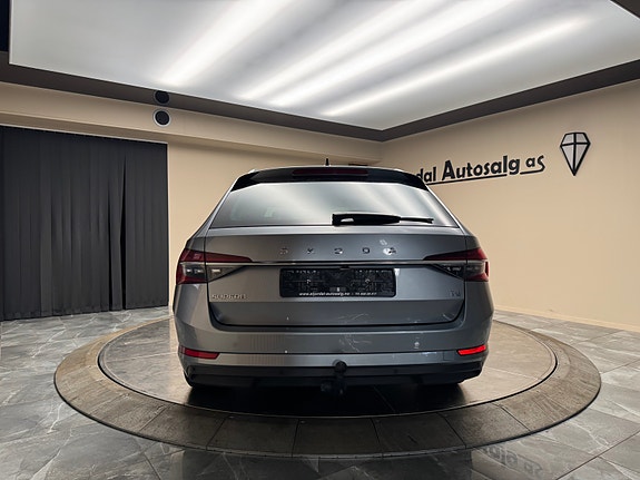 Skoda Superb 4 of 5