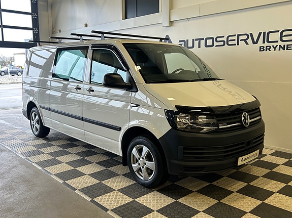 Volkswagen Transporter 3 of 5