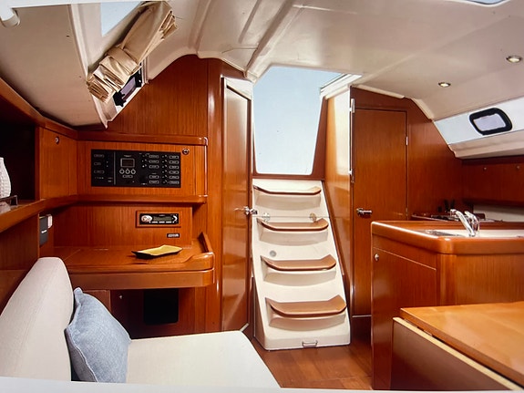 Indian summer/ høstferie. Fellesferie 2027 - Beneteau Oceanis 31 5 of 6