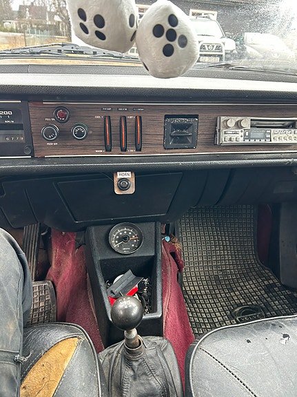 Volvo 164 3 of 13