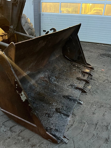 Volvo LM 846 med skoffe og palle gaffel.. 8 of 18