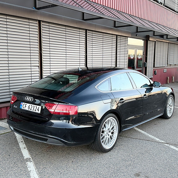 Audi A5 24 of 30