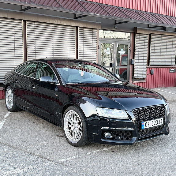 Audi A5 7 of 30