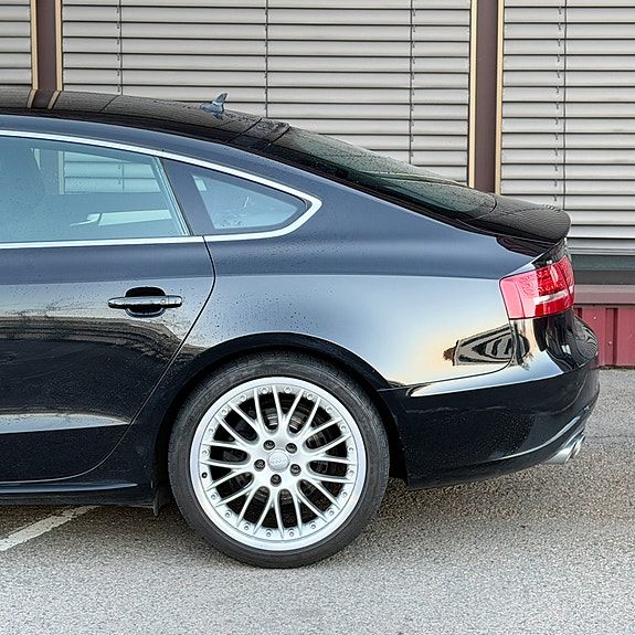 Audi A5 12 of 30