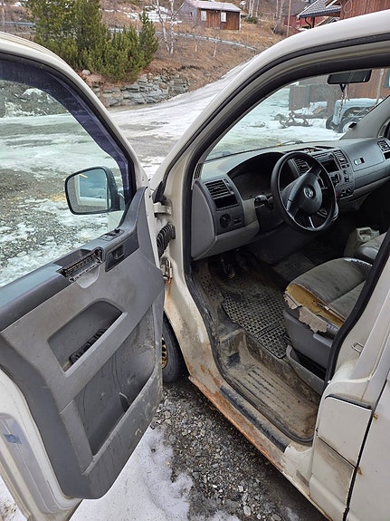 Volkswagen Transporter 17 of 23