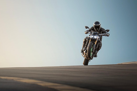 Kawasaki Z900SE 6 of 11