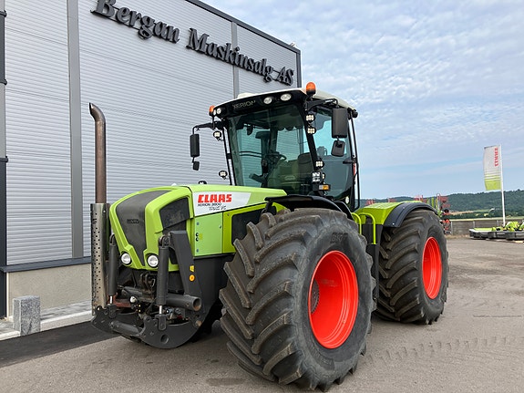 CLAAS Xerion 3800 TRAC VC 3 of 5
