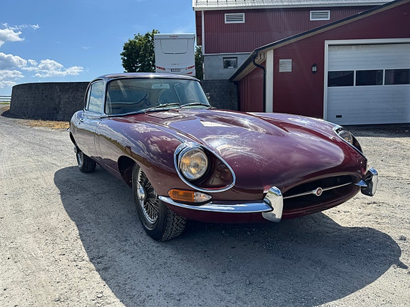 Jaguar E-TYPE 21 of 30