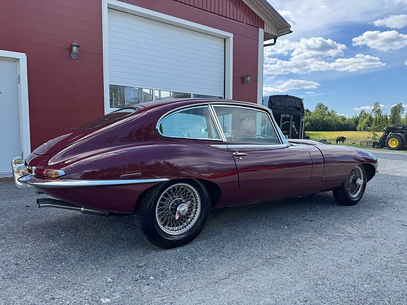Jaguar E-TYPE 30 of 30