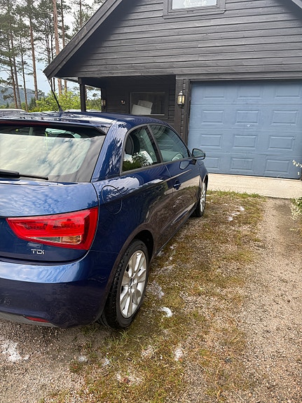 Audi A1 3 of 5