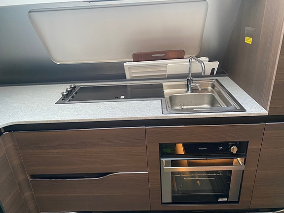Adria 903 HT 16 of 25
