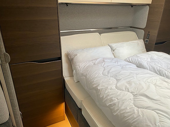 Adria 903 HT 21 of 25