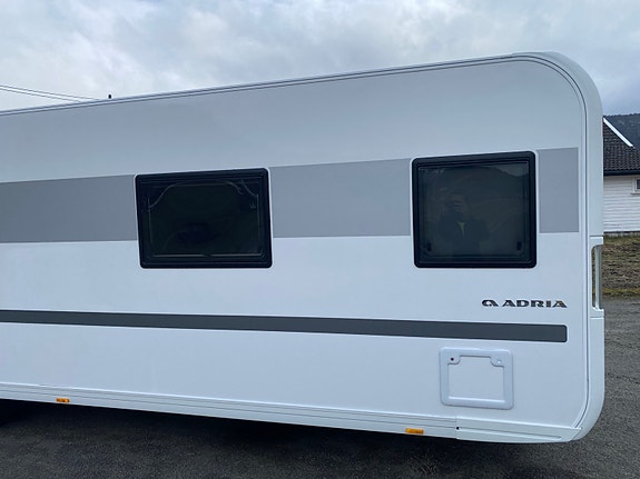 Adria 903 HT 6 of 25