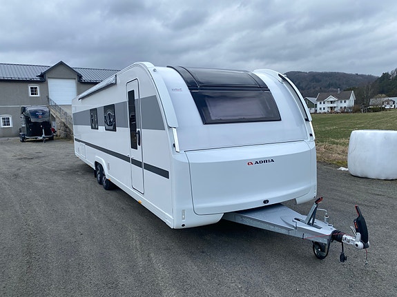 Adria 903 HT 11 of 25