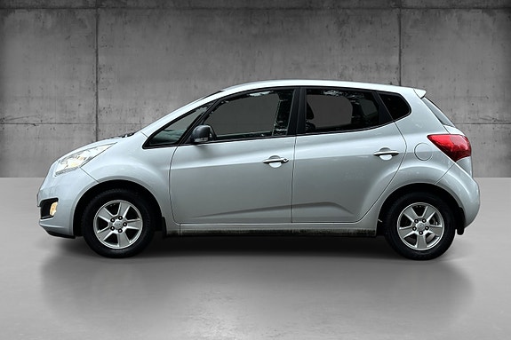 Kia Venga 4 of 5