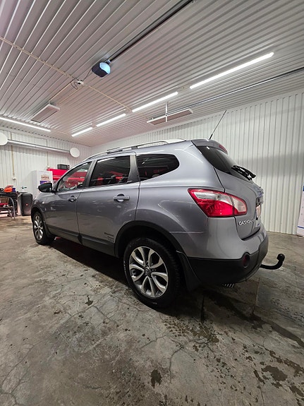 Nissan Qashqai+2 3 of 5