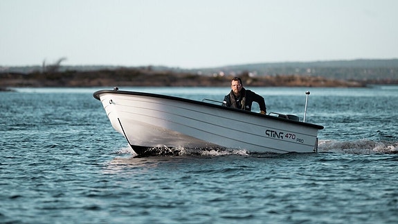 Rentekampanje 1.99% i 3 år (1.775,-) Sting 470 Pro Mercury F30 - Styrekonsoll