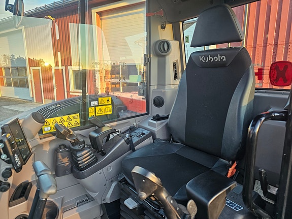 Kubota KX085-5 8 of 11