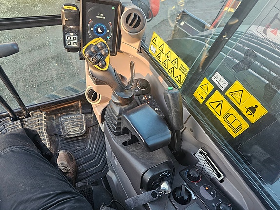 Kubota KX085-5 9 of 11