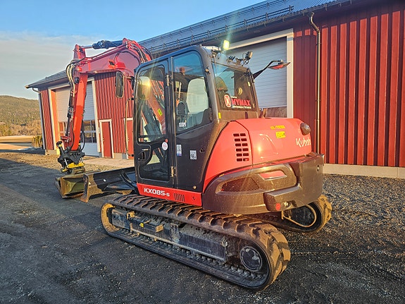 Kubota KX085-5 2 of 11