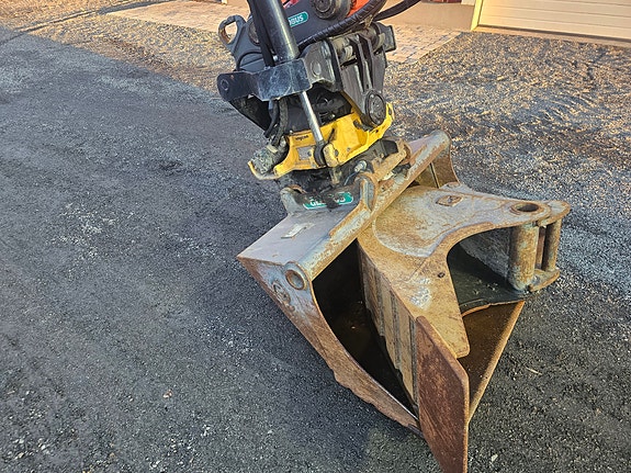 Kubota KX085-5 7 of 11