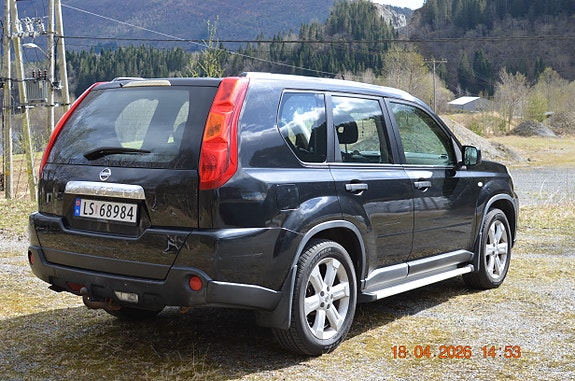 Nissan X-Trail 4 of 18