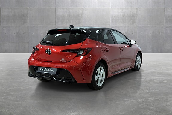 Toyota Corolla 5 of 5