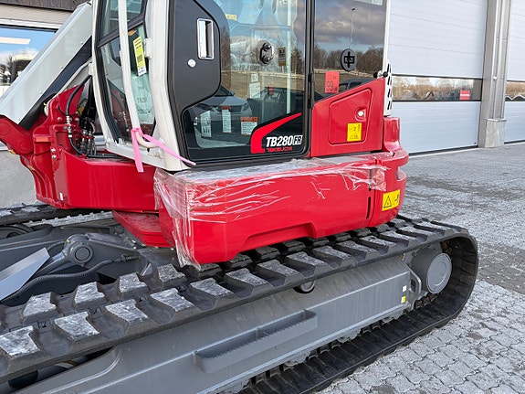 Takeuchi TB280FR / TB257FR, Kampanje tilbud, kun 1.99 fastrente på leasing, 4 år/4000t garanti 4 of 5