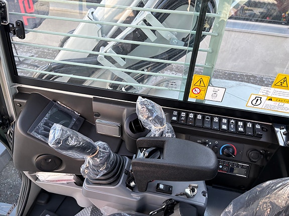 Takeuchi TB280FR / TB257FR, Kampanje tilbud, kun 1.99 fastrente på leasing, 4 år/4000t garanti 14 of 14