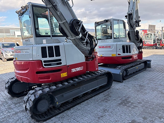 Takeuchi TB280FR / TB257FR, Kampanje tilbud, kun 1.99 fastrente på leasing, 4 år/4000t garanti 8 of 14
