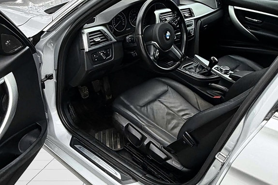BMW 318i 5 of 14
