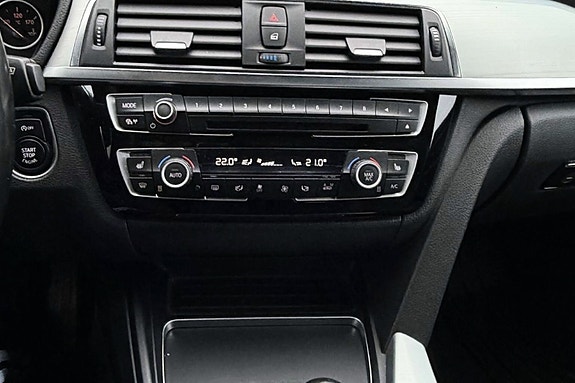 BMW 318i 11 of 14