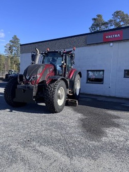 Valtra T254 2018, kr 799 000,-