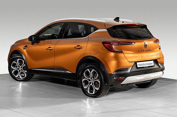 Renault Captur 2 of 24