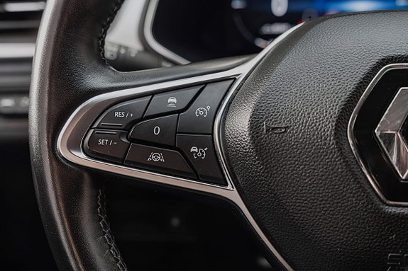 Renault Captur 17 of 24