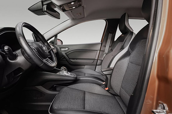 Renault Captur 10 of 24