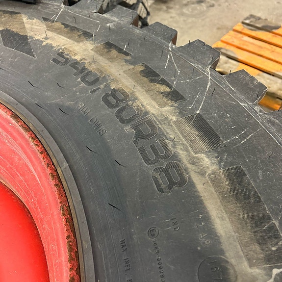 Hakkapelitta 540/80-38   440/80-28, kr 78 000,-