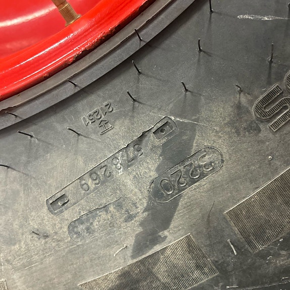 Hakkapelitta 540/80-38   440/80-28, kr 78 000,-