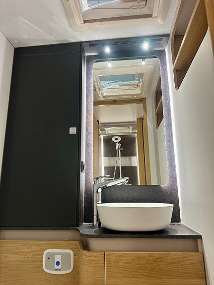 Bilde 30 av Adria CORAL PLUSS 670SL.AUTOMATGIR.ADAPTIV-FARTSHOLDER.