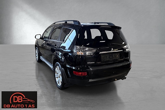 Mitsubishi Outlander 5 of 5