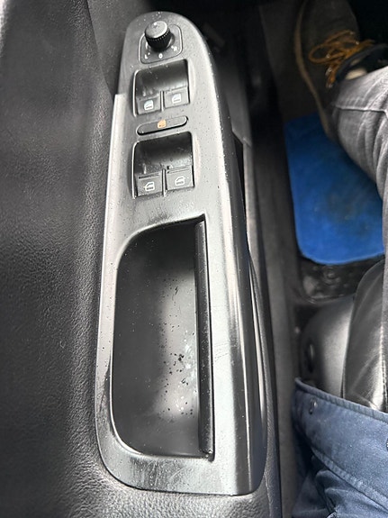 Volkswagen Passat 11 of 25